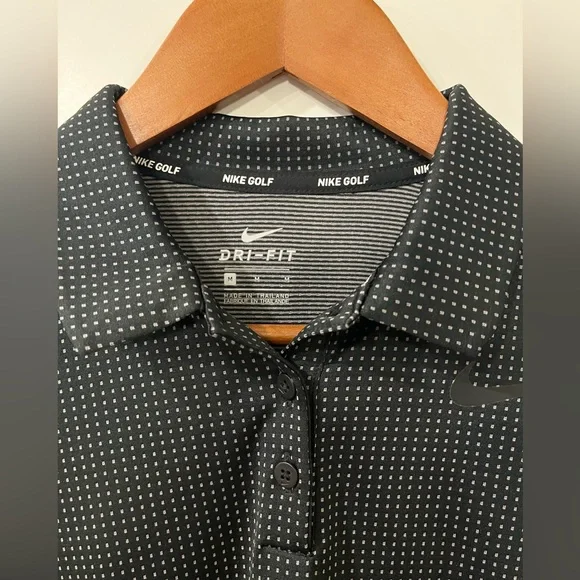 Nike women’s long sleeve golf polo - Picture 3 of 5